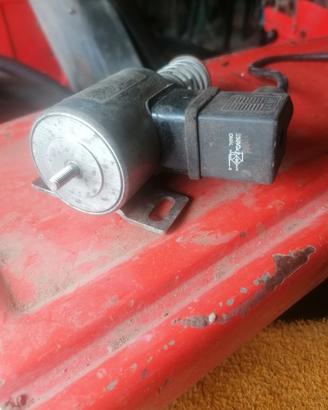 motorino eletrico chiudura aria caldaia sanza