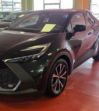 Toyota C-HR 2.0 HV E-CVT Trend MY24
