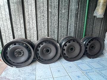 Cerchi in Ferro Per Fiat 500