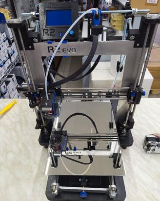 Stampante 3D 3dmakerlab r2 evo