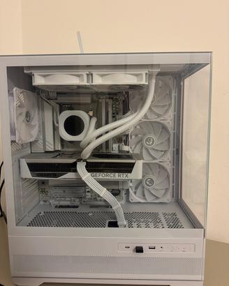 PC Gaming RTX 5070 + Ryzen 7 7800X3D | Come Nuovo