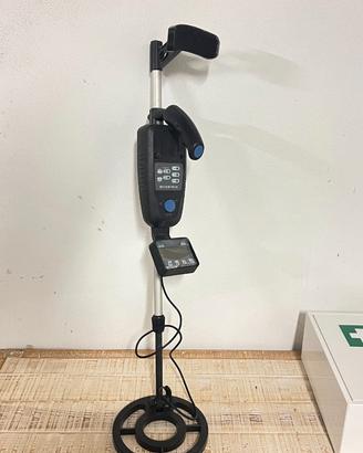 Metal detector