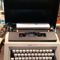 macchina da scrivere vintage 