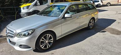 Mercedes E 220 sw 4 matic