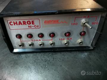 carica batterie ni-cd perfettamente funzionante 
