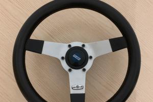 Volante Sportivo D'epoca Nuovo