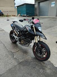 ducati hypermotard 1100 