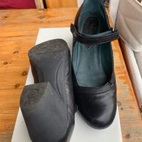 Scarpe con cinturino