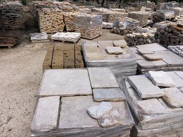 Pavimenti esterni interni in pietra