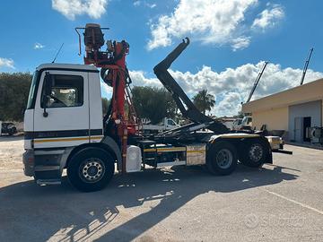 Mercedes Actros scarrabile e gru, ACCETTO PERMUTE