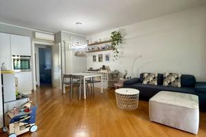 Appartamento di 85 m² con 3 locali e box auto a Ro