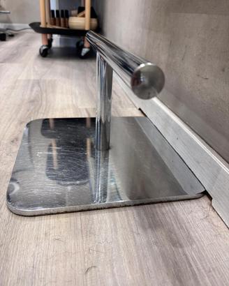 Poggiapiede in acciaio