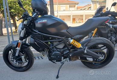 Ducati Monster 797