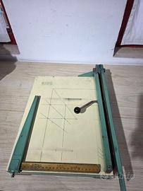 Taglierina a Ghigliottina Manuale