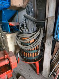 Torchio per Uva per piccoli produttori/espositori