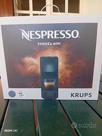 Macchina Caffè Nespresso Essenza Mini Krups 