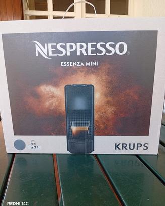 Macchina Caffè Nespresso Essenza Mini Krups 