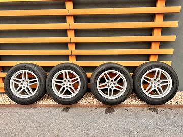 Gomme e cerchi Porsche Macan