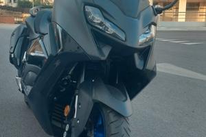 T max Yamaha