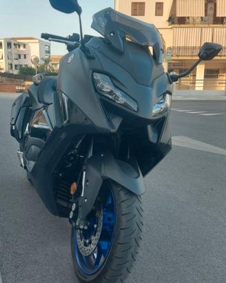 T max Yamaha