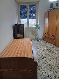 Stanza singola via monte santo 18