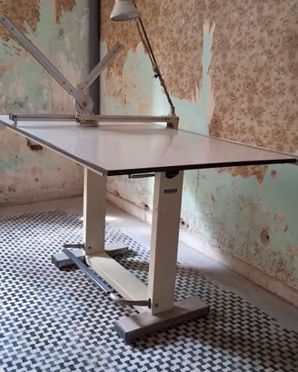 TAVOLO DA DISEGNO CON TECNIGRAFO “NEOLT LEONARD”