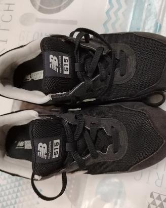 scarpe New Balance bianche e nere