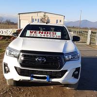 TOYOTA HILUX AUTOCARRO
