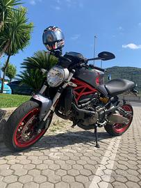 Ducati monster 821