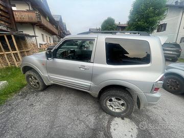 Pajero 3.2 v60 2001