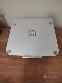 Supporto in alluminio per laptop