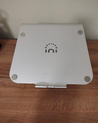 Supporto in alluminio per laptop