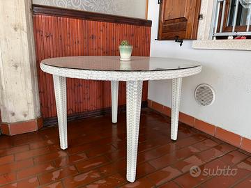 Tavolo rotondo da esterno