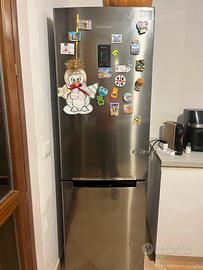 Frigorifero con congelatore 