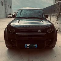 Land Rover Defender x Dynamic SE awd 200 CV N1