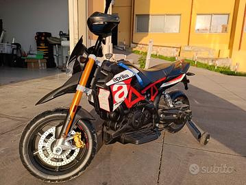 Aprilia Dorsoduro 900 elettrica per bambino