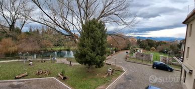 Fronte Lago Indipendente c.posto auto