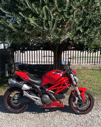 Ducati Monster 696 plus 2014 ABS