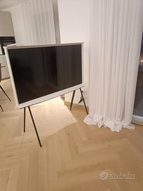 TV Samsung "THE SERIF"49"
