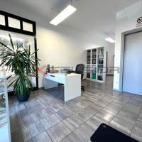 PORTO VIRO - UFFICIO IN CENTRO