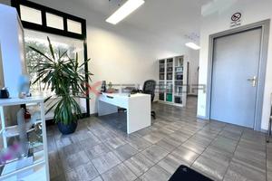 PORTO VIRO - UFFICIO IN CENTRO