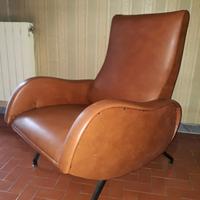 Poltrona similpelle reclinabile anni 50