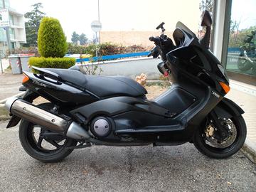 Yamaha TMAX White T MAX 500
