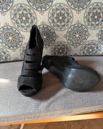 Tacchi Catwalk Taglia 40 - Nuove