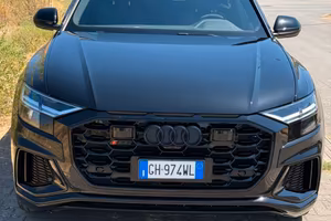 2022 AUDI Q8