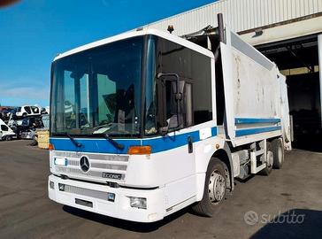 MERCEDES ECONIC 2628 COMPATTATORE CON VOLTACASSONE