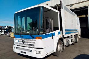 MERCEDES ECONIC 2628 COMPATTATORE CON VOLTACASSONE