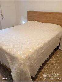 Coperta di cotone all'uncinetto