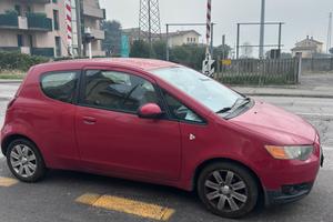 Mitsubischi Colt 2009 GPL e Benzina