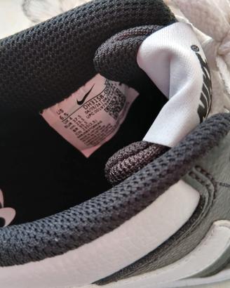 scarpe Nike 37 e mezzo 
